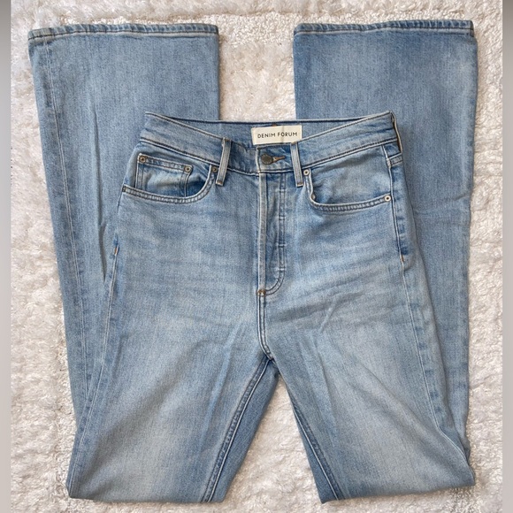 Aritzia Denim Forum The Marianne Flare - Picture 8 of 16